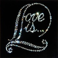 Love is…, 20Х20 см, 264 кристалла